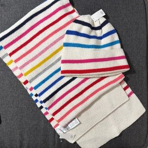 NWT - GAP Women’s Multicolor Striped Hat and Scarf Set